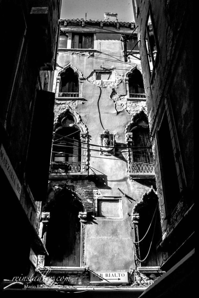 Reportage – Hausfassade, Venedig 1987